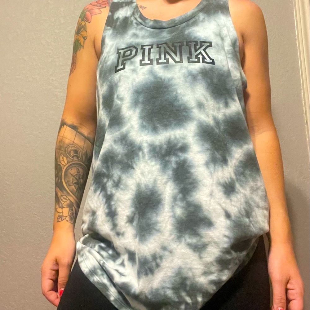 Pink tank top